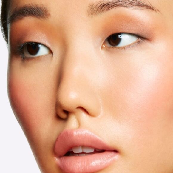 Mac Cosmetics GlowPlay Blush - Picture 3 of 10